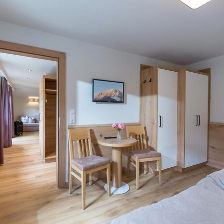 Apartments Rosenhof ไมย์อาโฮเฟิน ภายนอก รูปภาพ