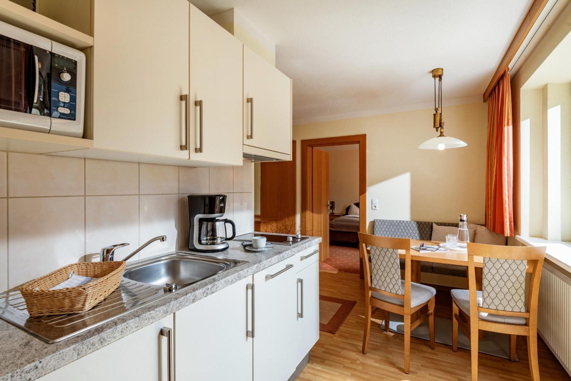 Apartments Rosenhof ไมย์อาโฮเฟิน ภายนอก รูปภาพ
